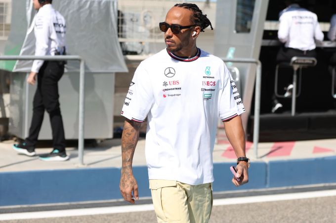 Lewis Hamilton (Mercedes) beim Wintertest der Formel 1 in Bahrain. Lewis Hamilton Mercedes Bahrain