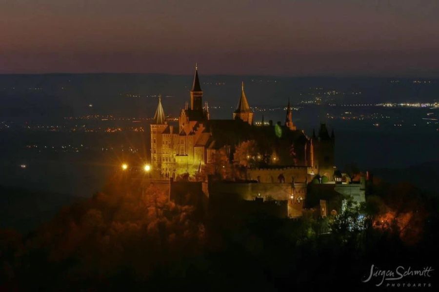 Schloss bei Nacht