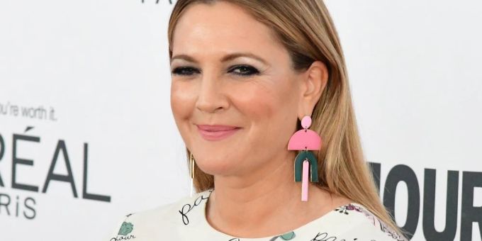 Drew Barrymore zieht sich zurück. drew barrymore