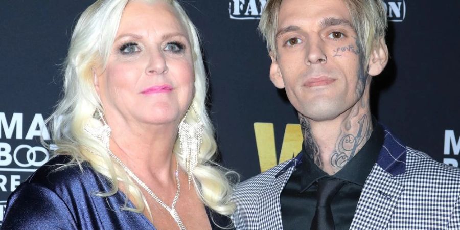 Aaron Carter und seine Mutter bei einem Event im Oktober 2019.