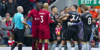 Xhaka-Rudelbildung - 2:2! Arsenal vergibt gegen Liverpool 2:0-Führung Xhaka-Rudelbildung - 2:2! Arsenal vergibt gegen Liverpool 2:0-Führung