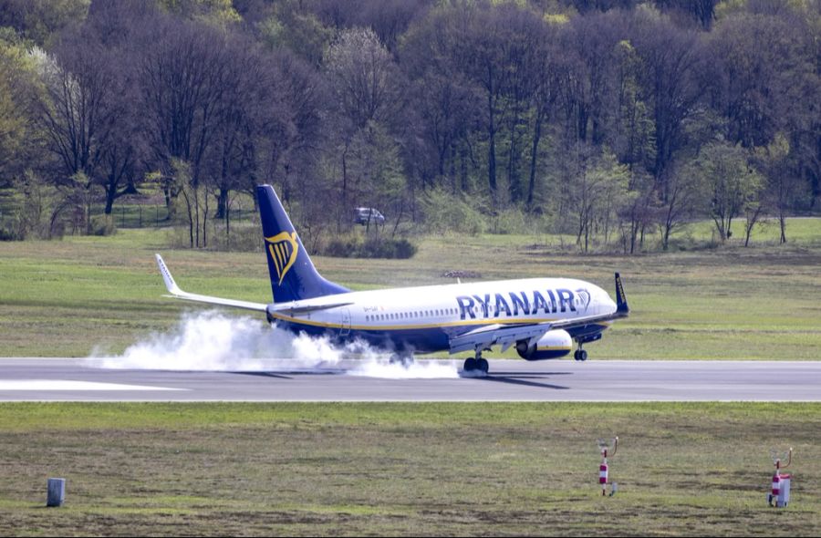 Ryanair soll künftig für Abschiebung zur Verfügung gestellt werden.