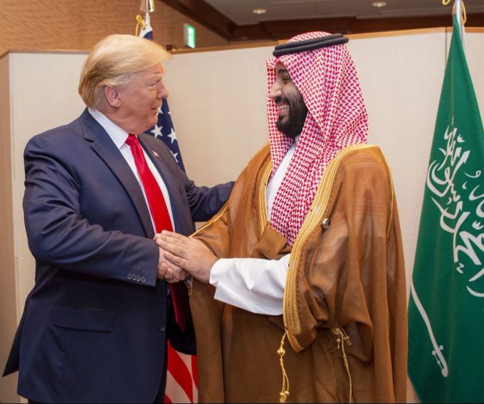 Donald Trump bei einem Treffen mit dem saudischen Kronprinzen Mohammed bin Salman während seiner ersten Amtszeit. Donald Trump Salman