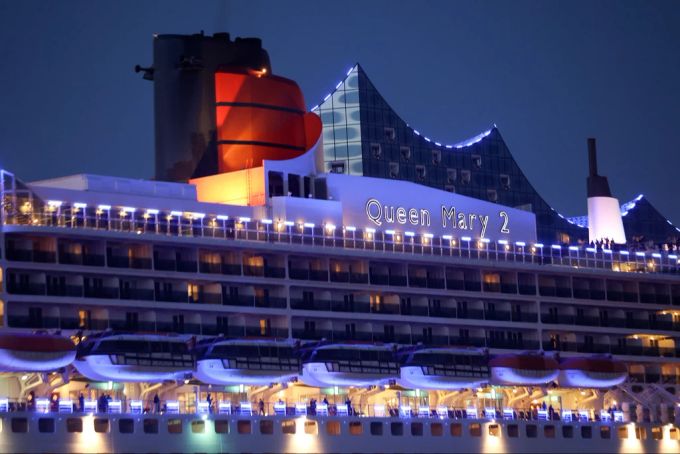 Queen Mary 2