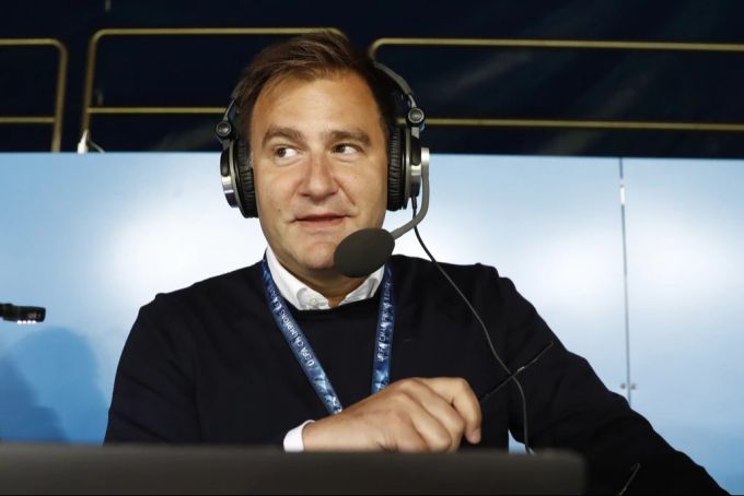 SRF-Kommentator Sascha Ruefer findet während dem Spiel von YB gegen Roter Stern Belgrad deutliche Worte. yb