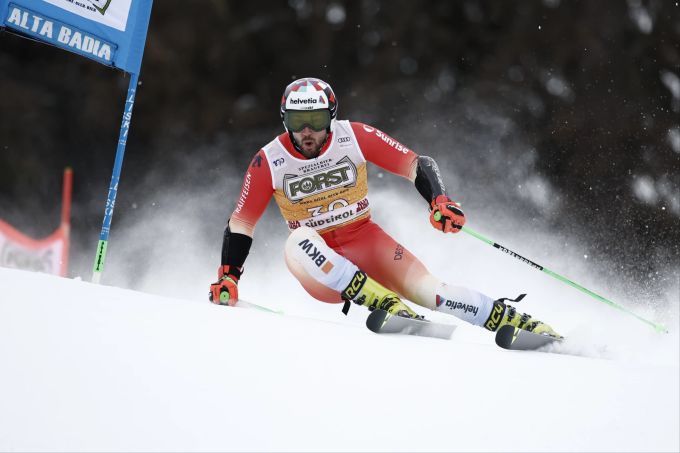 Luca Aerni macht in Alta Badia im zweiten Lauf einen Satz nach vorne. Luca Aerni Alta Badia