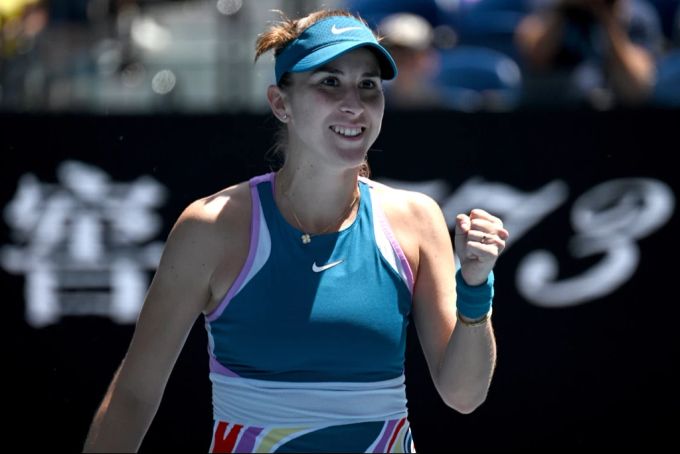 Belinda Bencic trifft auf Julia Ostapenko. Belinda Bencic