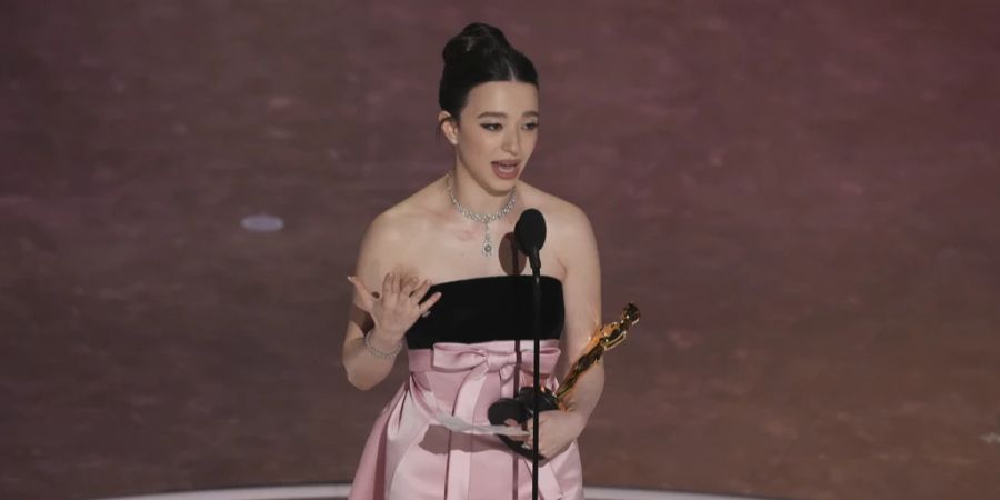 Mikey Madison gewinnt den Oscar als beste Hauptdarstellerin in «Anora». Der Film gewinnt zudem den Hauptpreis.