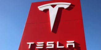 Trump-Musk-Streit - Leerverkäufer verdienen an Tesla-Crash Trump-Musk-Streit - Leerverkäufer verdienen an Tesla-Crash