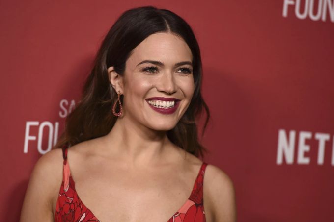 Mandy Moore steht nach einem Spendenaufruf in der Kritik. mandy moore