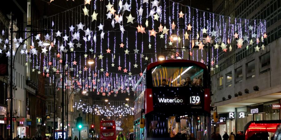 Die Oxford Street ist eine der bekanntesten Strassen des Landes. (Archivbild)