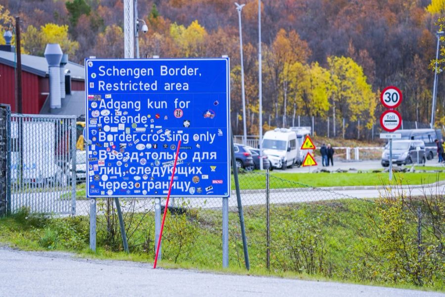 Die Grenze zieht sich über 198 Kilometer.