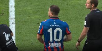 30'000 Fans jubeln - Hier wird FCB-Shaqiri gegen Yverdon eingewechselt