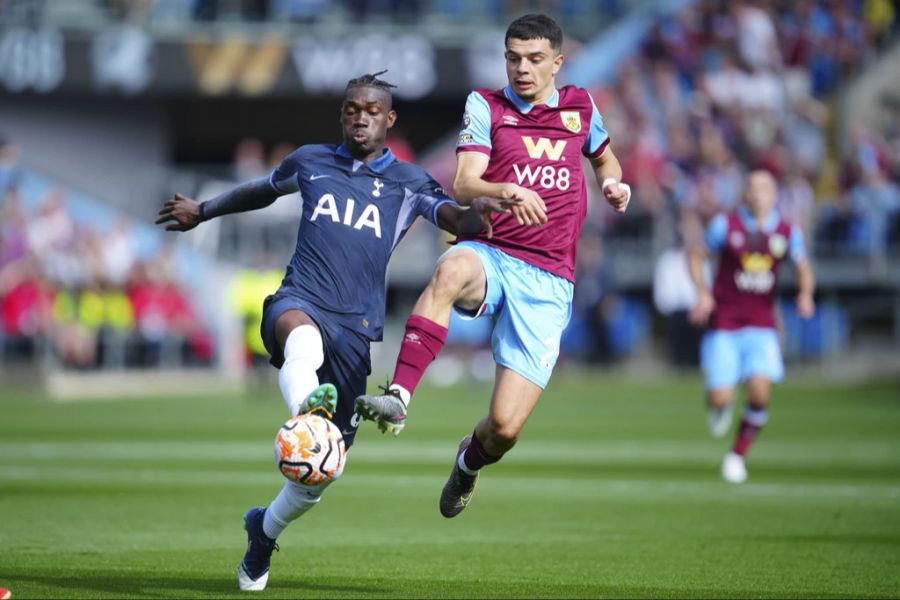 Zeki Amdouni FC Burnley