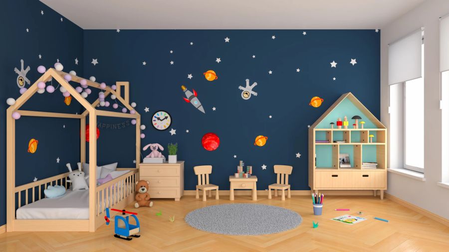 Blaue Weltraum-Tapete im Kinderzimmer.