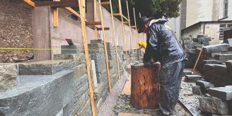 Uzwil - Handwerkskunst schafft neues Gemeinschaftsgrab am Friedhof