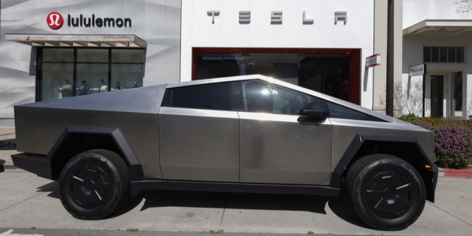 tesla cybertruck