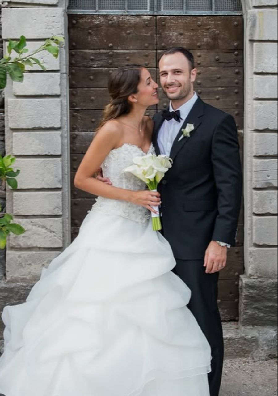 Ex-Bachelor Lorenzo Leutenegger und seine Sara bei ihrer Hochzeit.