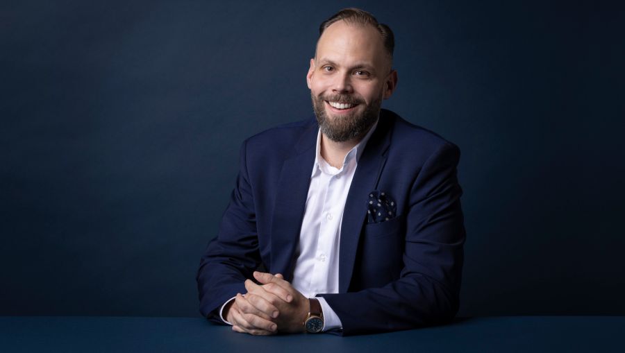 Dr. Michele Salvi