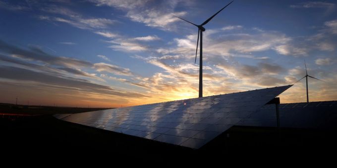 Ein grosser Teil des Zuwachses der EU-Kapazität bei Wind- und Solarenergie geht laut einem Bericht auf Deutschland zurück. Ein grosser Teil des Zuwachses der EU-Kapazität bei Wind- und Solarenergie geht laut einem Bericht auf Deutschland zurück.
