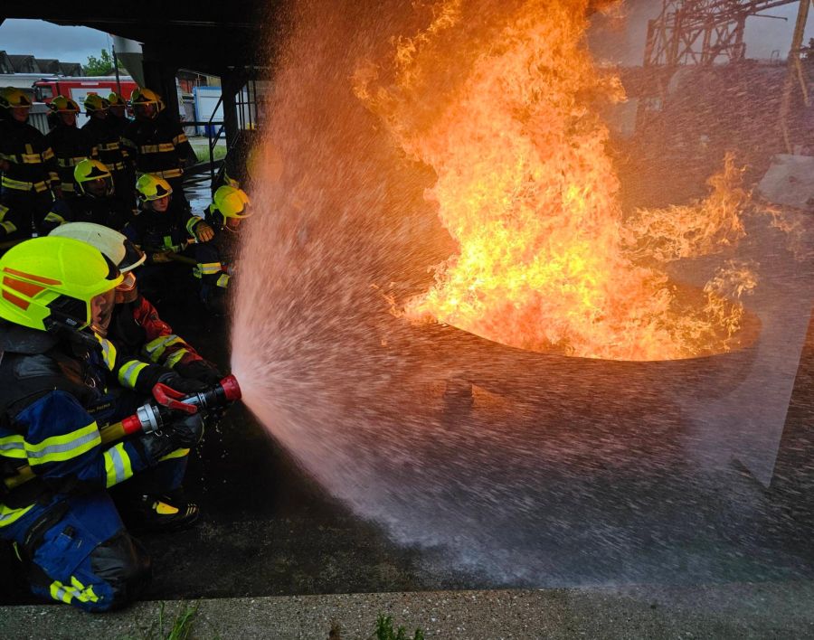 Brandbekämpfung ist nur eines der zahlreichen Einsatzfelder der heutigen Feuerwehr.