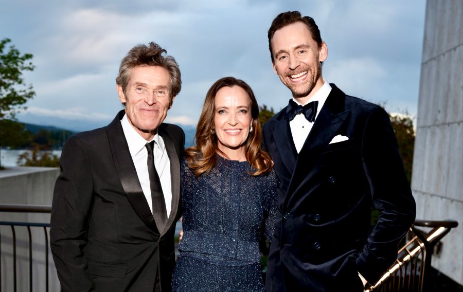 Die Hollywood-Gäste sind da: Willem Dafoe, Regisseurin Jennifer Peedom und Tom Hiddleston bringen Weltstar-Flair nach Zürich.