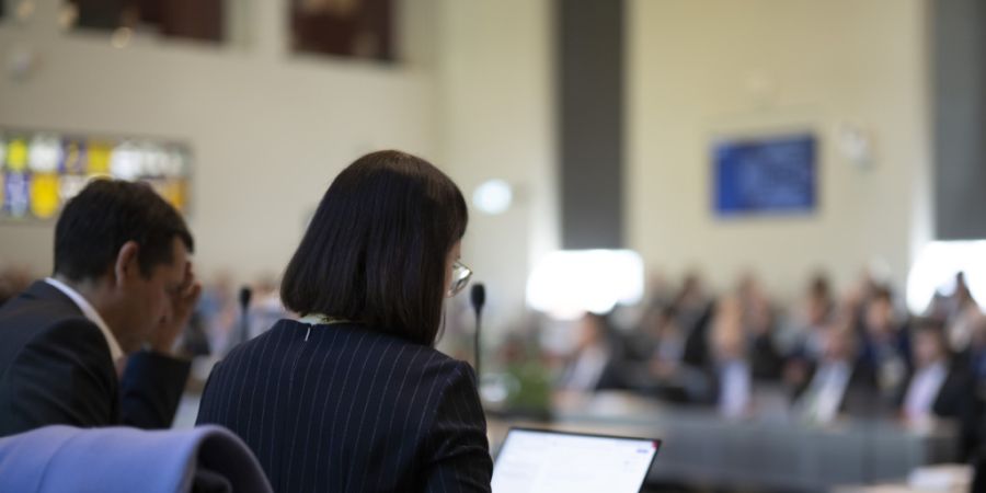 Das Bündner Parlament hat sich für Einheimischentarife beim Autoverlad Vereina ausgesprochen. (Archivbild)