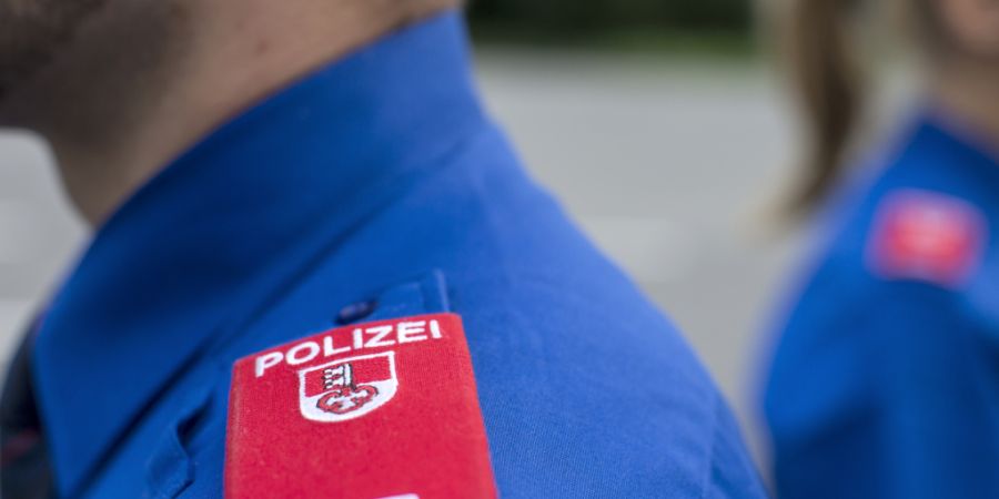 Das Obwaldner Kantonsparlament hat am Donnerstag in der zweiten Beratung über die Totalrevision des Polizeigesetzes debattiert. (Symbolbild)