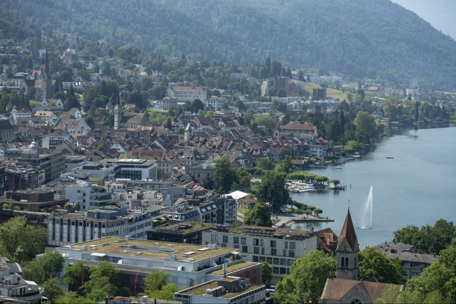 Der Kanton Zug ist bekannt für seine hohen Löhne und seine tiefen Steuern.