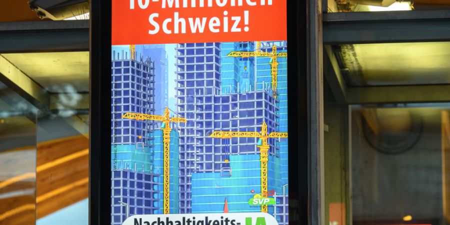 Die Zuger Regierung schickt den Entwurf über das Transparenzgesetz in die Vernehmlassung. (Symbolbild)