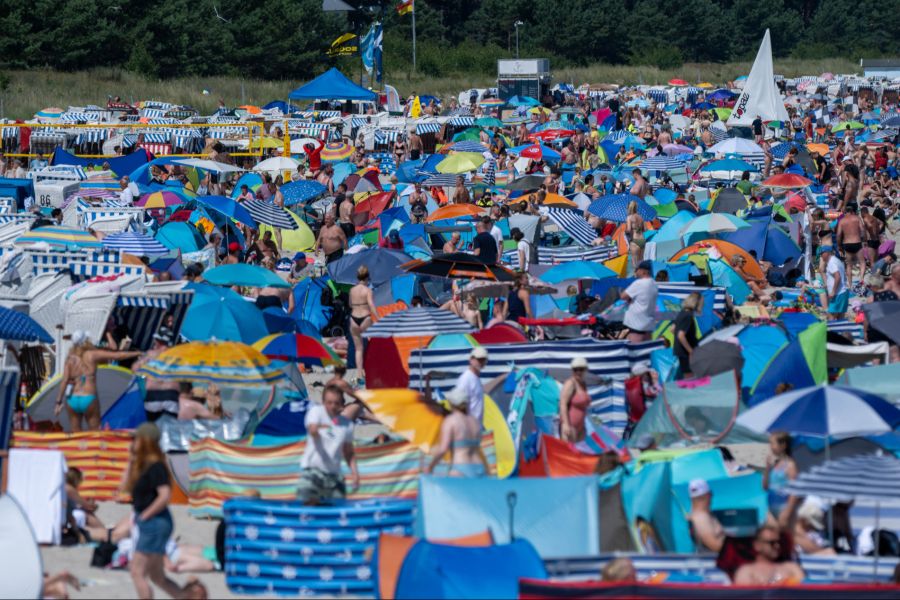 Der Tourismusverband kritisiert: Mehr mitgebrachtes Essen verschmutzt den Strand zunehmend.