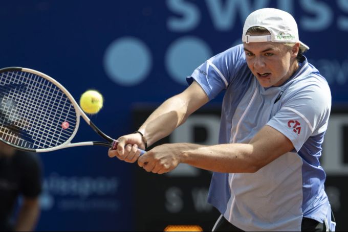 Dominic Stricker scheitert in Gstaad in der 1. Runde. Dominic Stricker