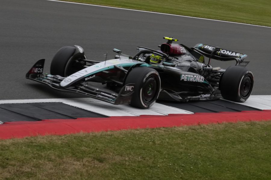 Lewis Hamilton Mercedes Silverstone