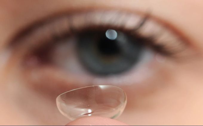 Hydrogele kommen auch bei Kontaktlinsen zum Einsatz. (Symbolbild) Hydrogel Kontaktlinsen