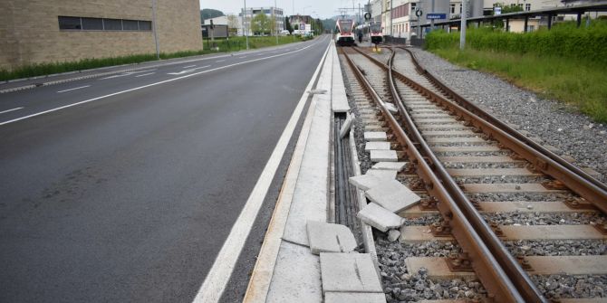 Bahntrasse beschädigt.