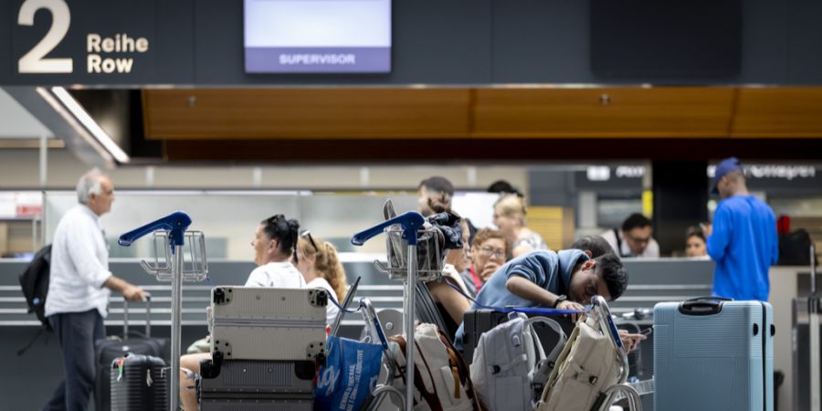 Das Angebot erfülle damit laut SBB ein Kundenbedürfnis im Freizeitverkehr und für frühe Abflüge vom Flughafen Zürich. (Symbolbild)