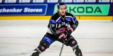 Christoph Bertschy SLAPSHOT