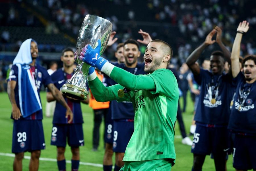 Lucas Chevalier Paris Saint-Germain