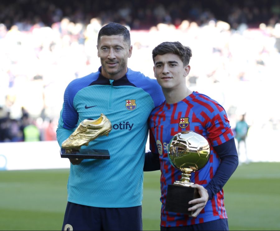 Dort wurde er in der ersten Saison sogleich Meister und mit 23 Treffern Torschützenkönig.