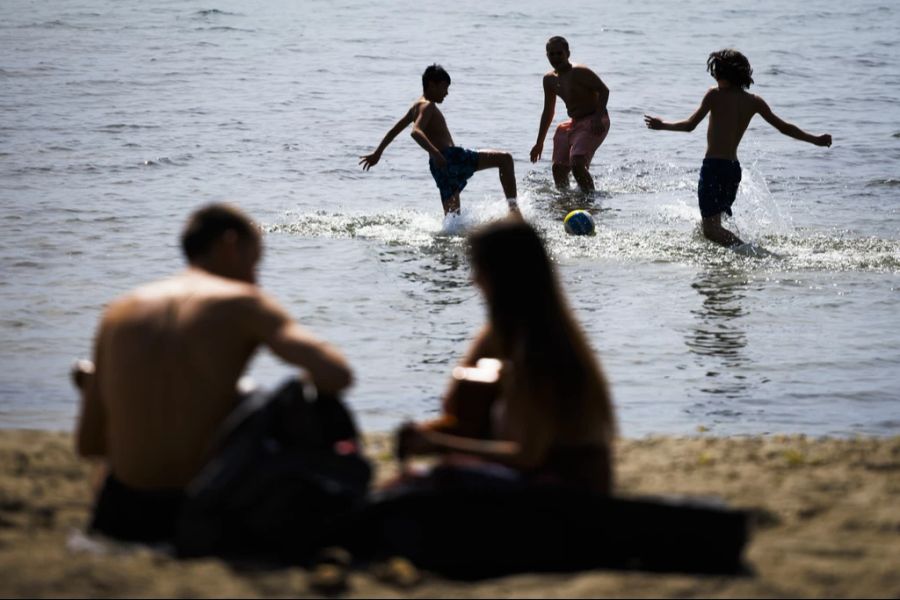 Der Grund: Die Temperaturen dürften 25 Grad überschreiten – aber nicht 30 Grad.