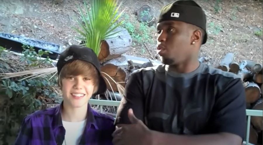 Das Video von Justin Biber als Teenie un dem 40-jährigen Diddy verstört Fans.