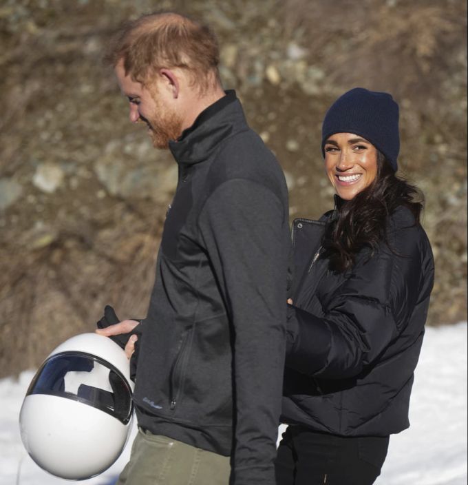 Meghan Markle und Prinz Harry tragen oft teure Kleidung. Meghan