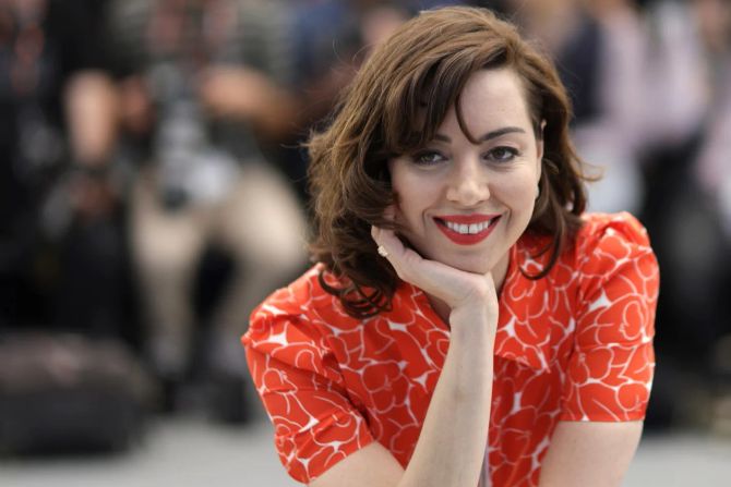 aubrey plaza erstes kind