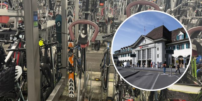 Skier am Bahnhof Thun