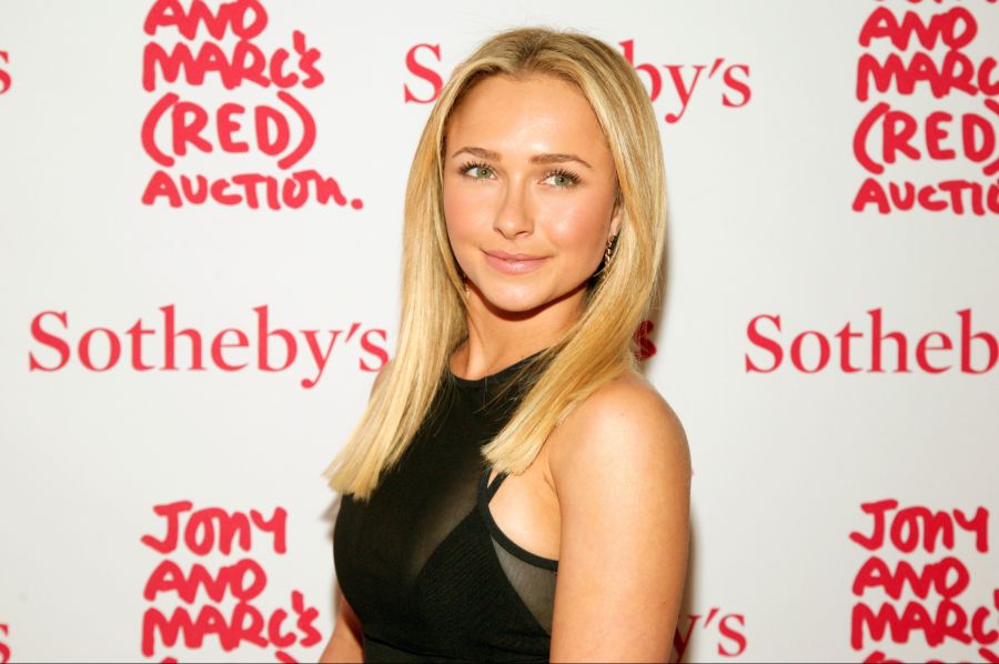 Bis 2022 war Hayden Panettiere mit Brian Hickerson zusammen. In der Beziehung kam es zu häuslicher Gewalt.