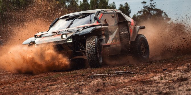 Sébastien Loeb Dacia Sandrider