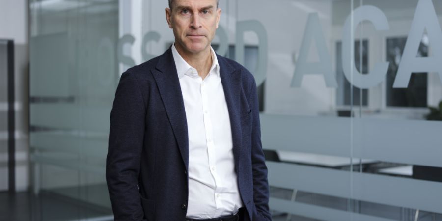 Daniel Bossard, CEO der Bossard Holding sieht sein Unternehmen aktuell nur indirekt vom Irankrieg betroffen. (Archivbild)