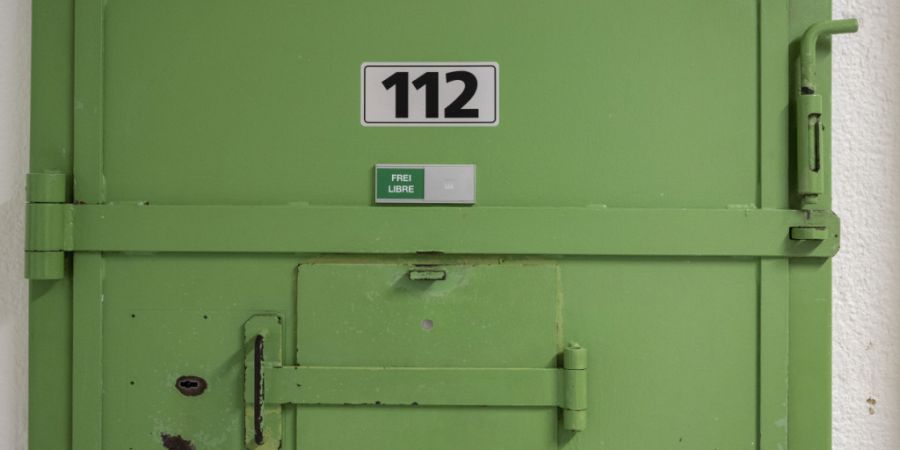 Im Kanton St. Gallen sind die Gefängnisse voll. Die SVP verlangt Auskünfte. (Archivbild)