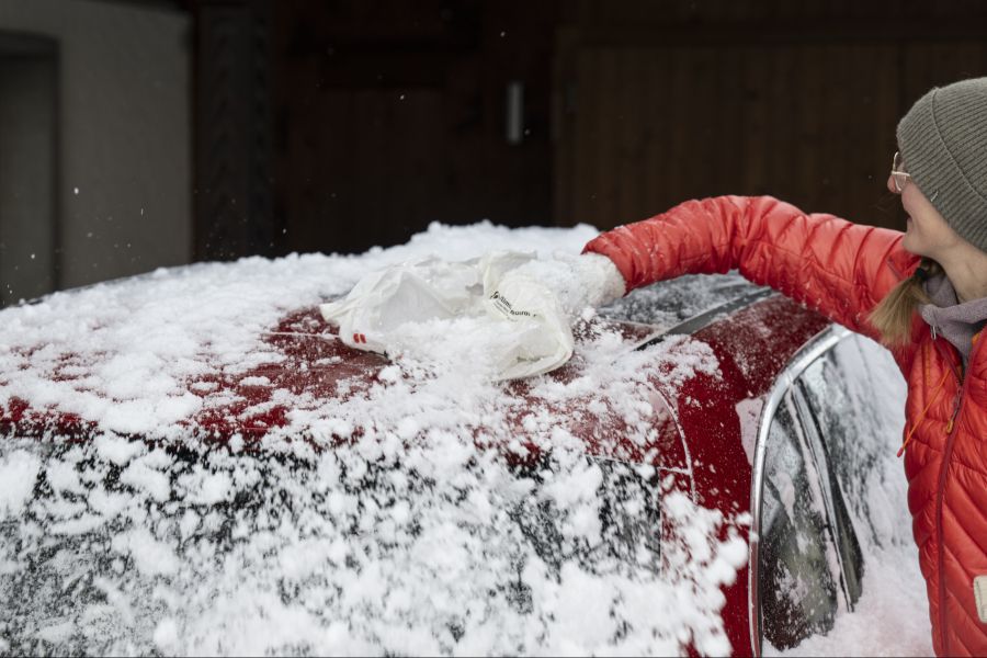 In den nächsten Tagen muss mit verschneiten Autos gerechnet werden.