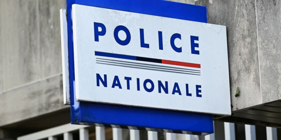 Die Zahl der Opfer wurde anhand von Aufzeichnungen ermittelt, die der 79-Jährige auf einem USB-Stick zusammengestellt hatte. (Symbolbild)